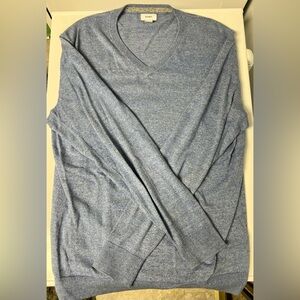 Old Navy V-Neck Sweater